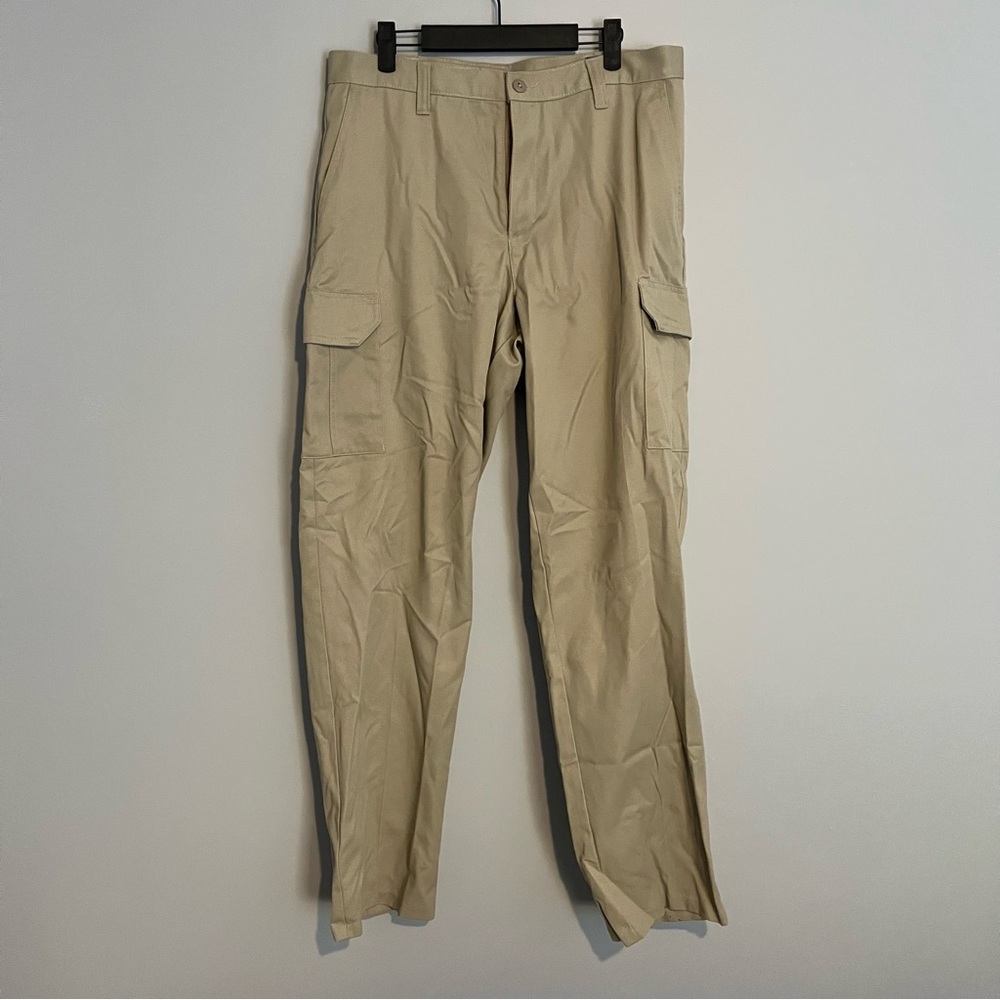 CINTAS Comfort Flex Tan men’s cargo pants size 34x33